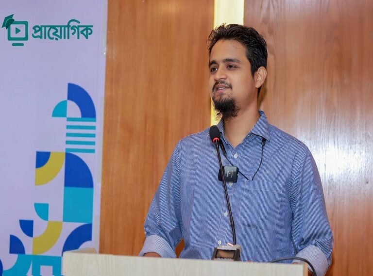 Sayed Sayeedur Rahman Giving His Speech on Prayogik Instructors Meetup 2025 at MEC Conference Room